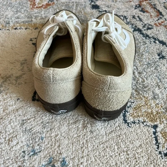 Vans Old Skool Cream and Brown Sneakers - Picture 4 of 5